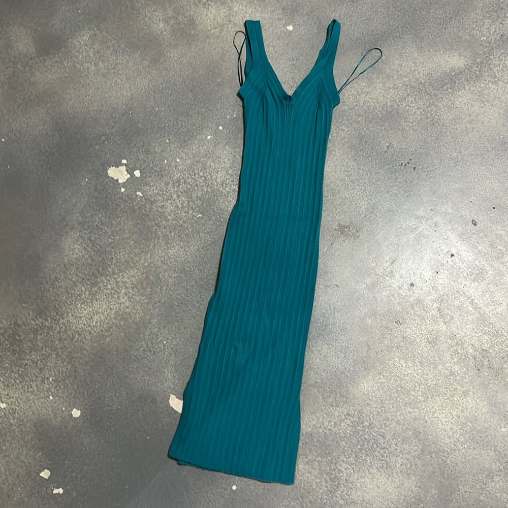 Ribbed midi dress